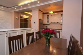 2-bedroom Luxury Apartment